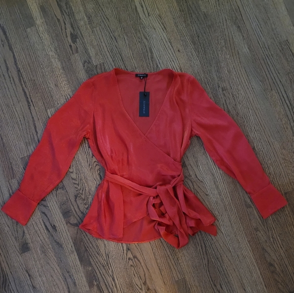 Dynamite wrap blouse - Picture 2 of 5